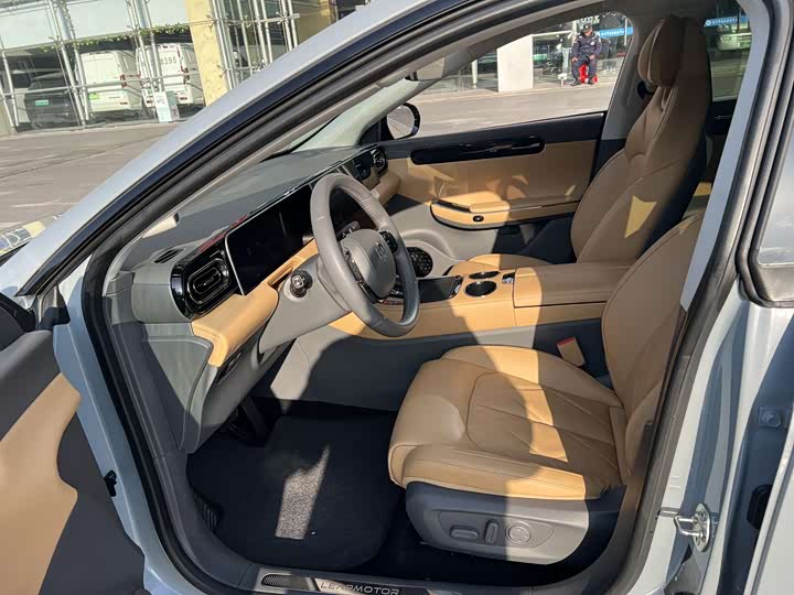 Фото 7 - Leapmotor C01