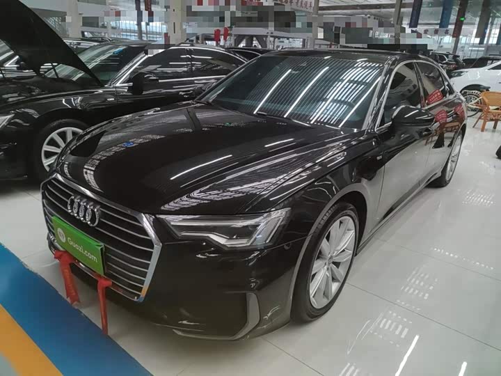 Фото 1 - Audi A6L