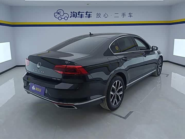 Фото 3 - Volkswagen Magotan