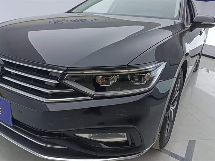 Фото 5 - Volkswagen Magotan