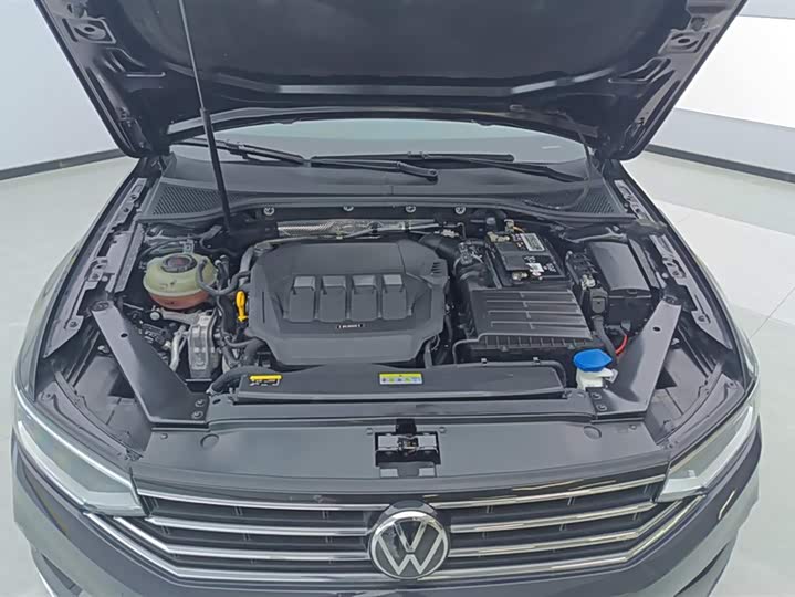 Фото 9 - Volkswagen Magotan