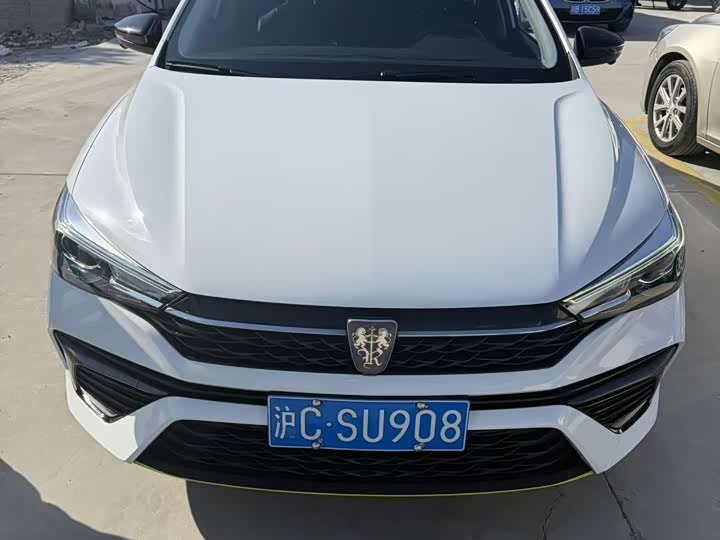 Фото 2 - Roewe i5