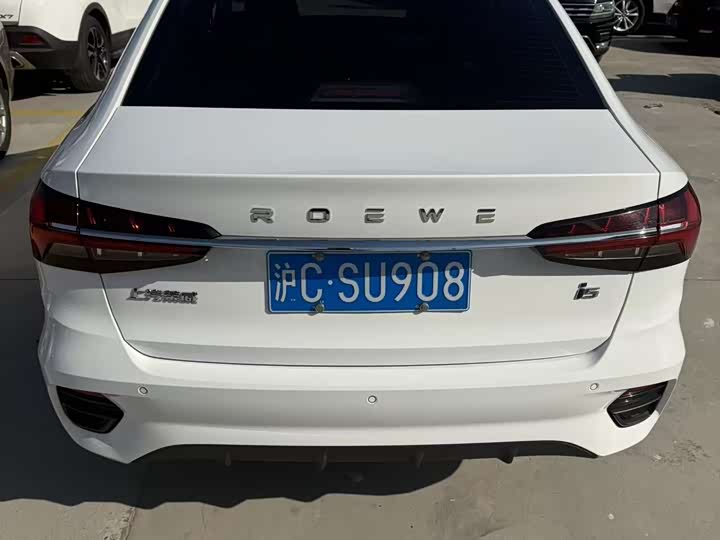 Фото 6 - Roewe i5