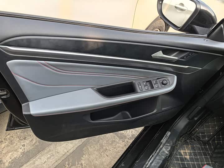 Фото 6 - Volkswagen Lamando L