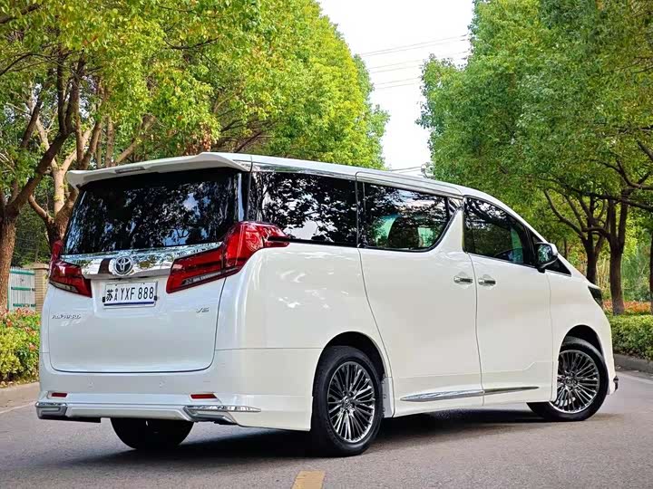 Фото 4 - Toyota Alphard