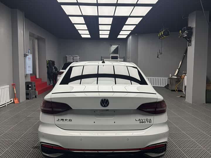 Фото 5 - Volkswagen Lavida