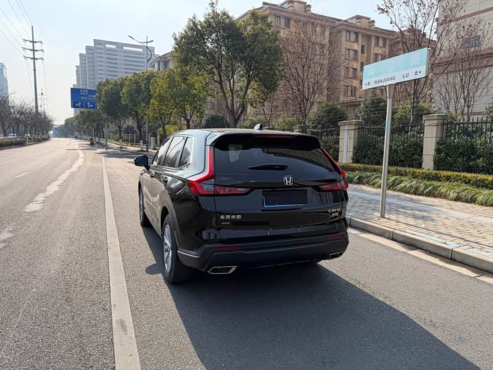 Фото 3 - Honda CR-V