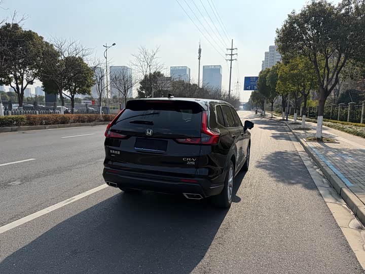 Фото 4 - Honda CR-V