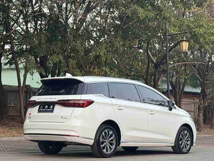 Фото 7 - BYD Song Max