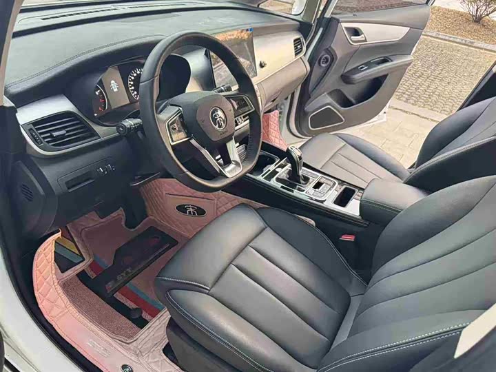 Фото 9 - BYD Song Max