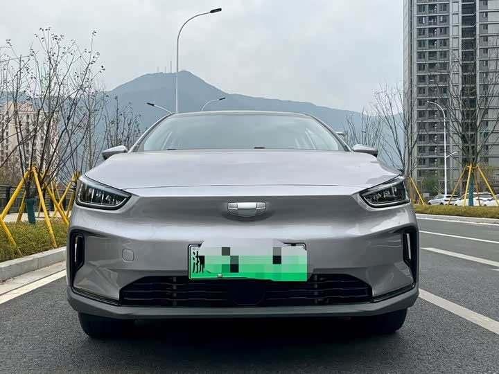 Фото 1 - Geely Geometry C