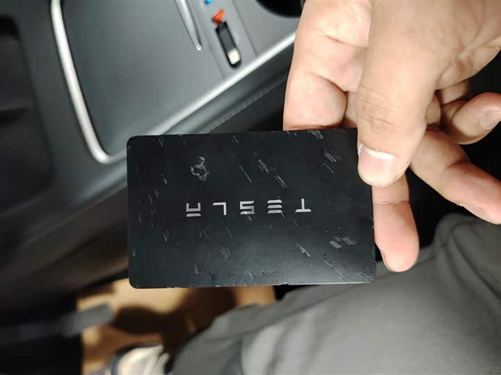 Фото 9 - Tesla Model Y