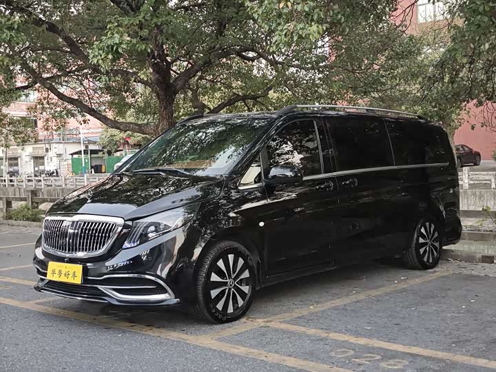 Фото 1 - Mercedes-Benz Vito