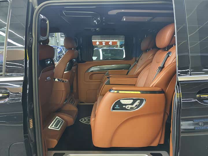 Фото 8 - Mercedes-Benz Vito