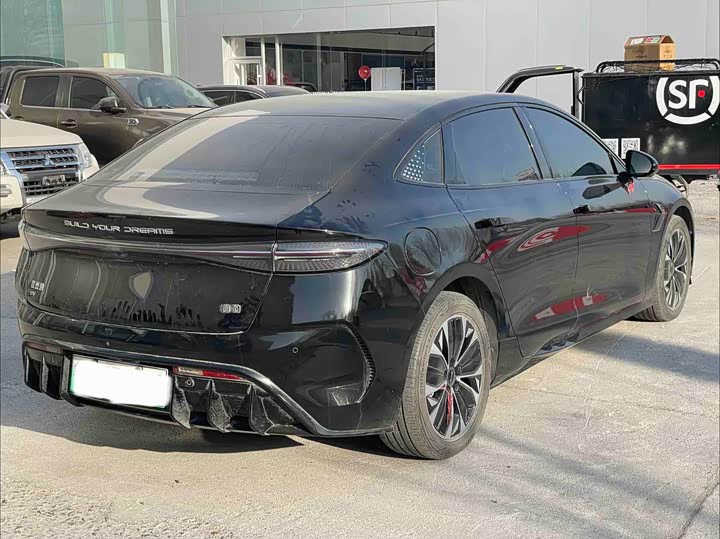 Фото 3 - BYD Seal