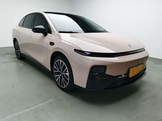 Фото 5 - Leapmotor B01