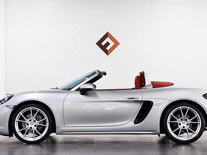 Фото 7 - Porsche 718