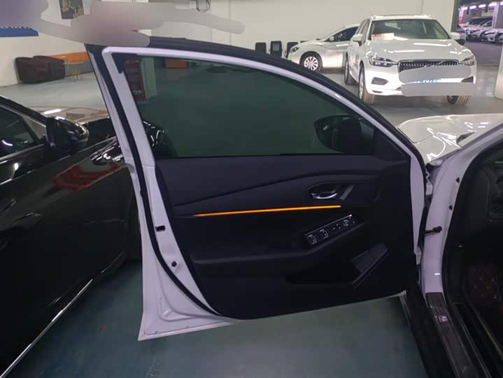 Фото 7 - Honda Accord