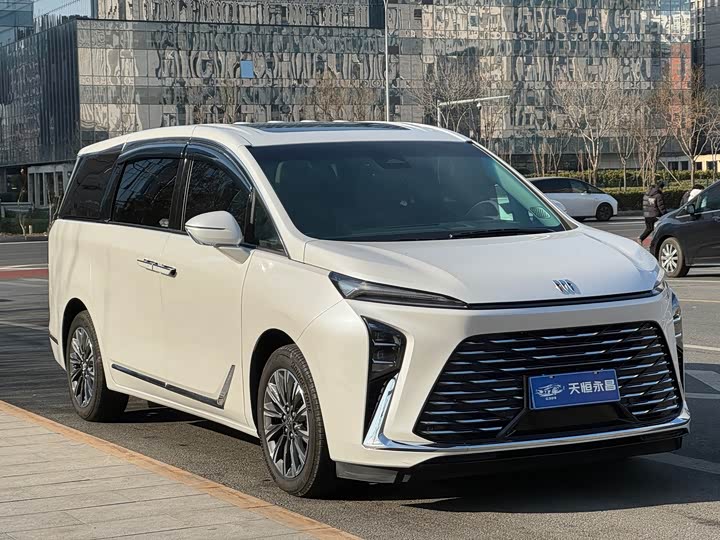 Фото 3 - Buick GL8 ES