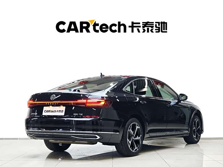 Фото 4 - Volkswagen Passat