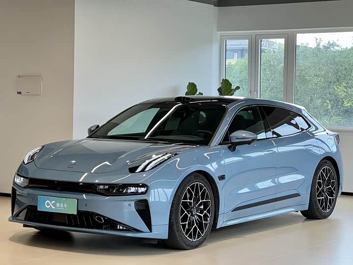 Фото 1 - Zeekr 001