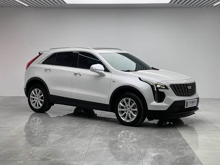 Фото 3 - Cadillac XT4