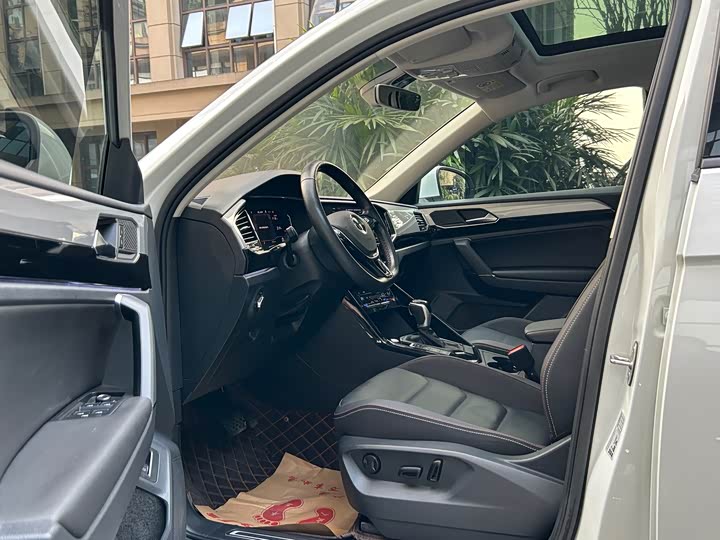 Фото 7 - Volkswagen Tayron