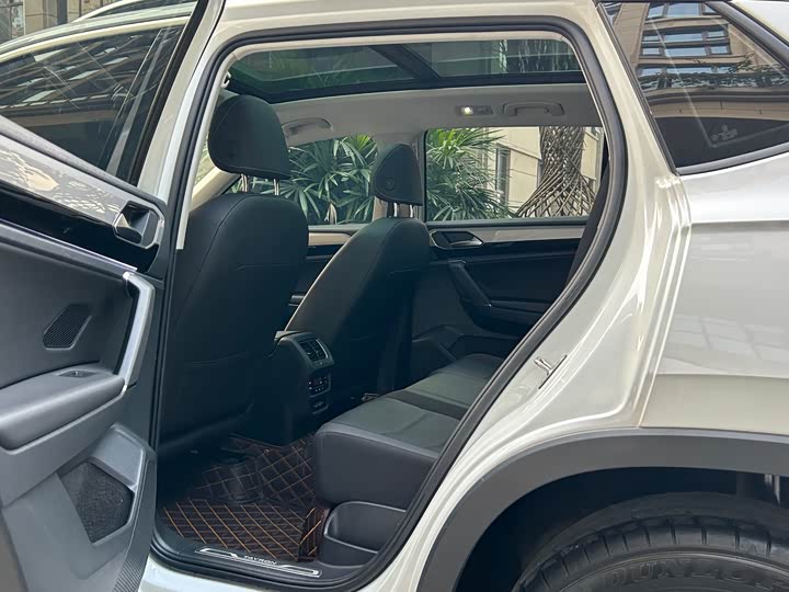 Фото 8 - Volkswagen Tayron