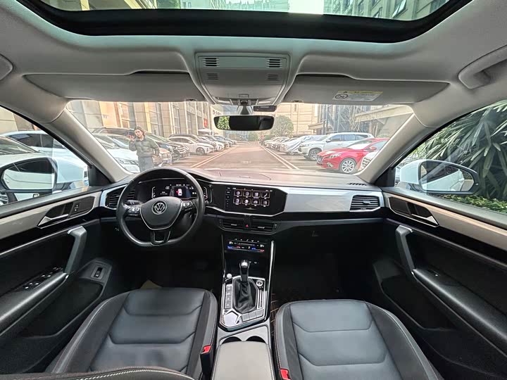 Фото 9 - Volkswagen Tayron