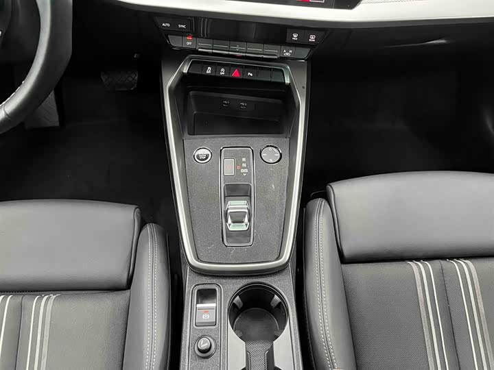 Фото 5 - Audi A3