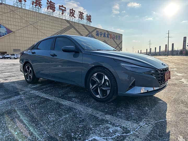 Фото 3 - Hyundai Elantra N line