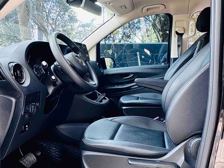 Фото 8 - Mercedes-Benz Vito