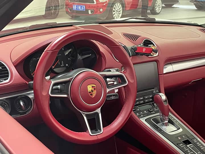 Фото 8 - Porsche 718