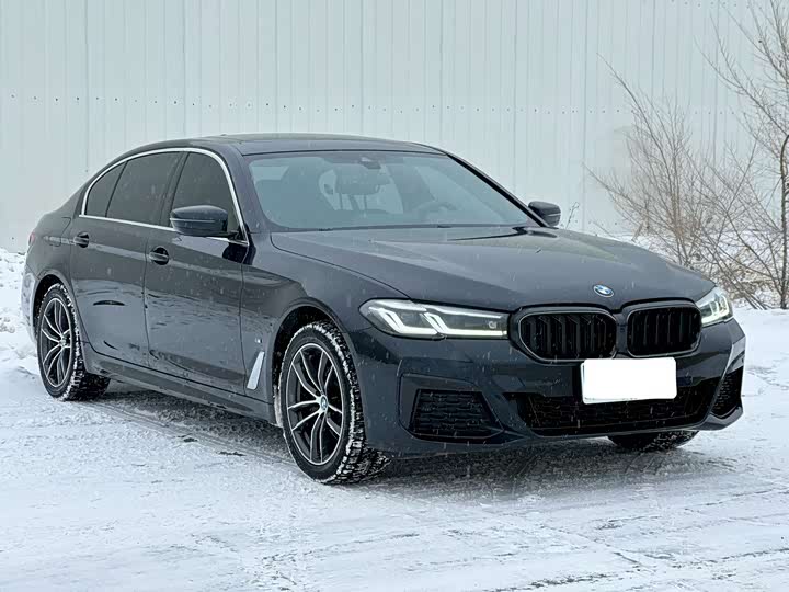 Фото 3 - BMW 5 Series