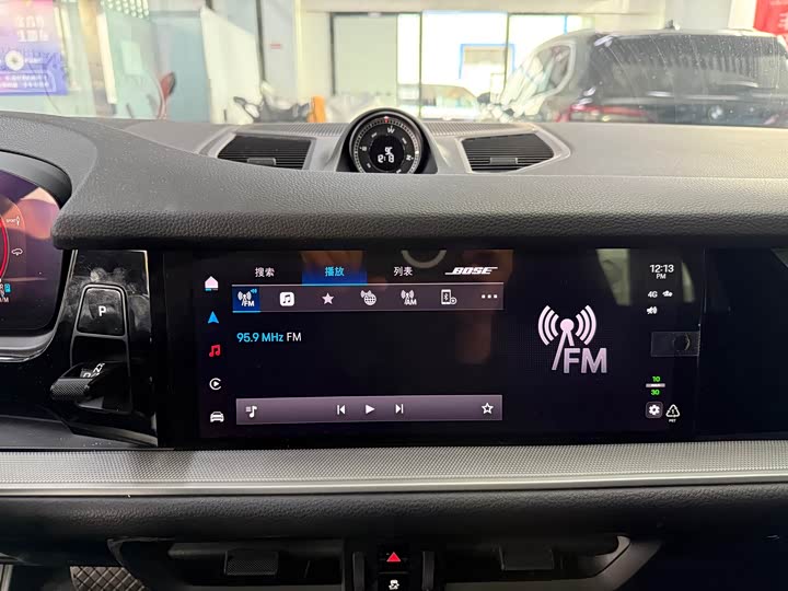 Фото 7 - Porsche Cayenne