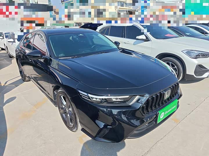 Фото 4 - Honda Inspire