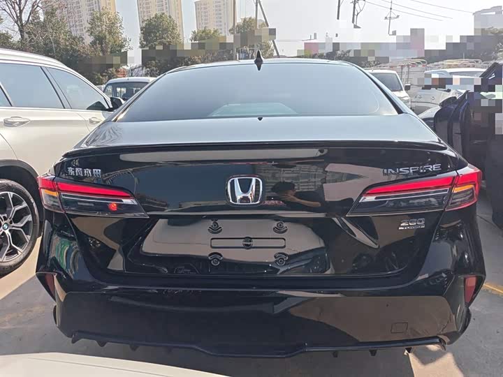 Фото 6 - Honda Inspire