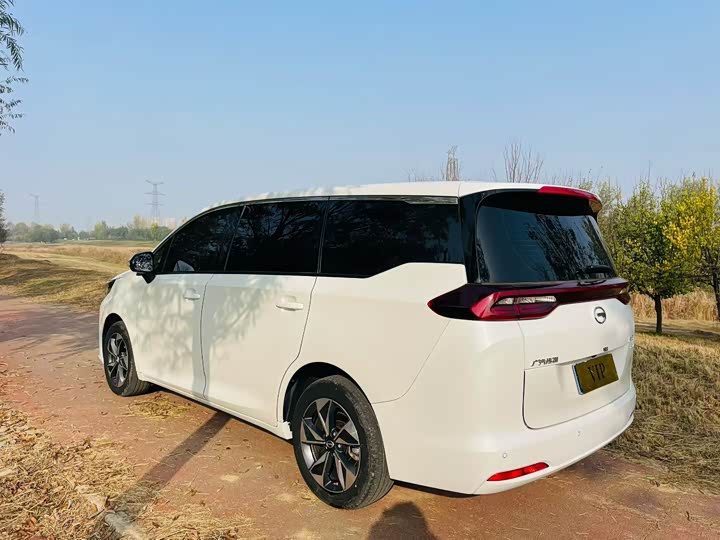 Фото 9 - GAC Trumpchi M6