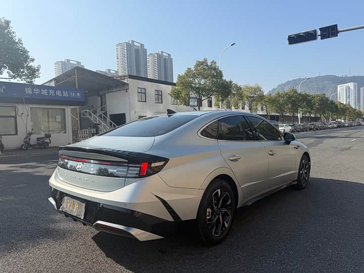 Фото 4 - Hyundai Sonata N Line