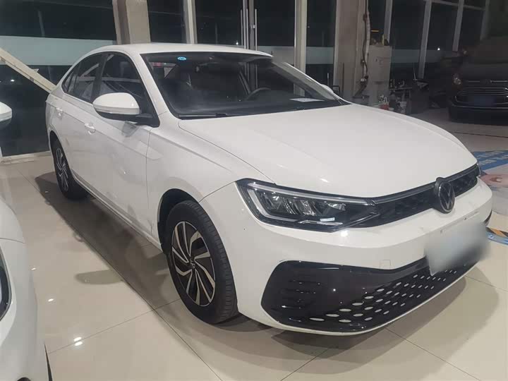 Фото 4 - Volkswagen Lavida