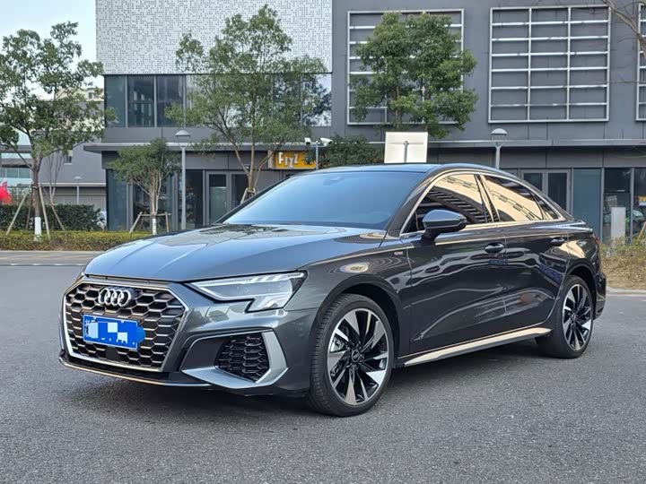 Фото 1 - Audi A3