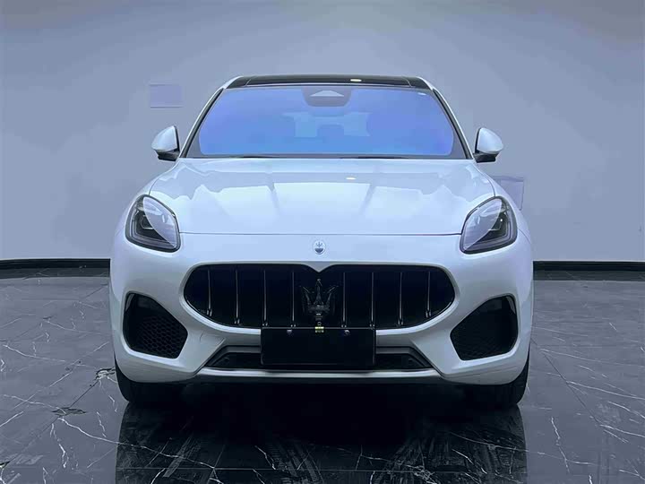 Фото 2 - Maserati Grecale