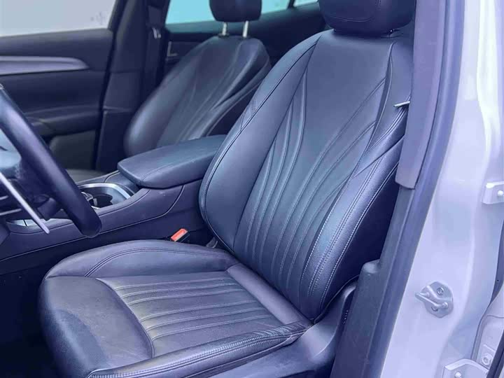 Фото 5 - Maserati Grecale