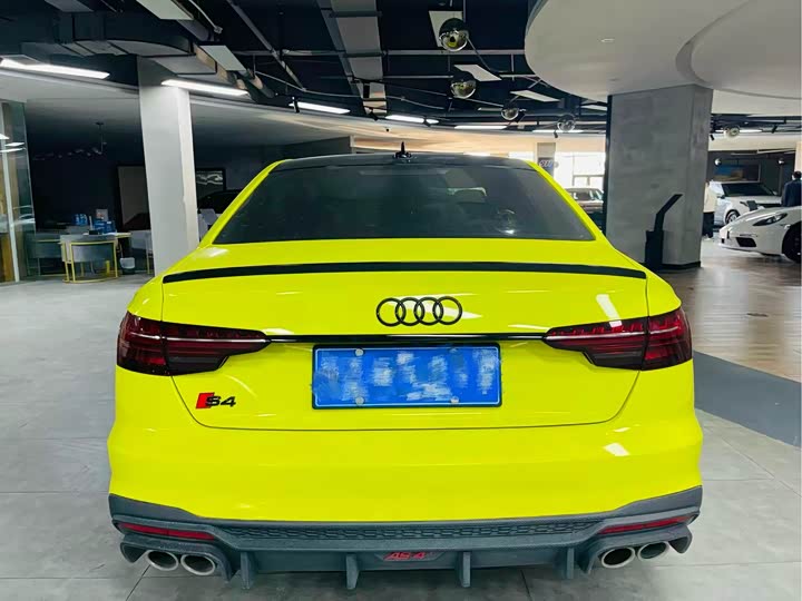 Фото 6 - Audi S4