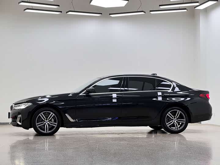 Фото 4 - BMW 5 Series