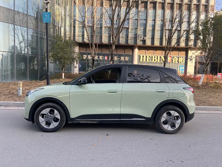 Фото 3 - Geely Galaxy Geome