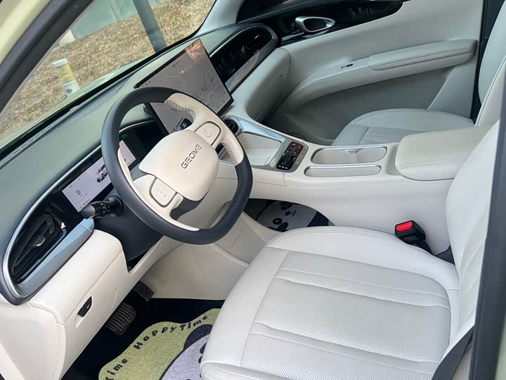 Фото 8 - Geely Galaxy Geome