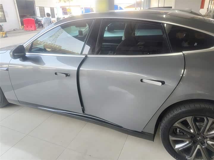 Фото 5 - XPeng P7