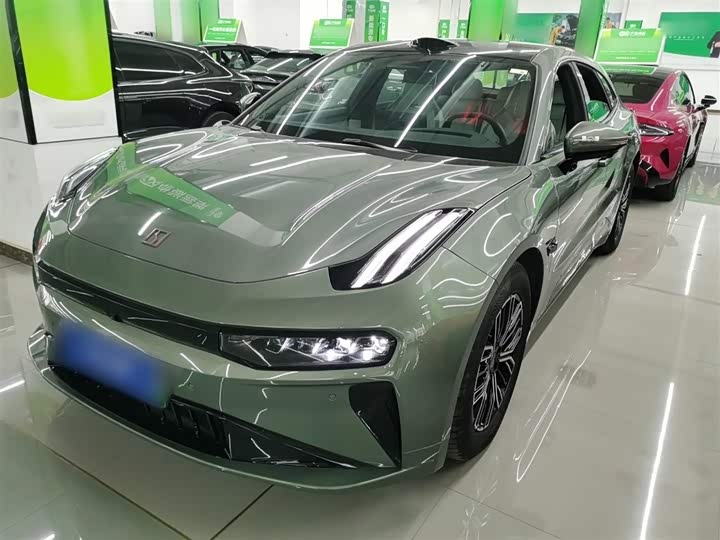 Фото 1 - Zeekr 001