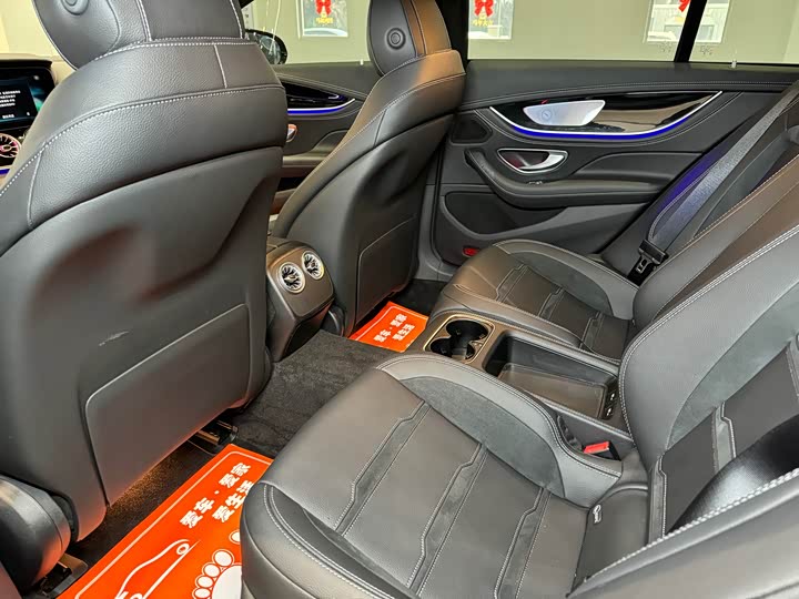 Фото 8 - Mercedes-Benz AMG GT